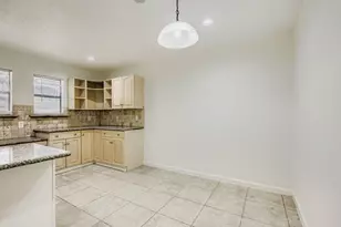 1724 Midcrest Dr, Plano, TX 75075 - Photo 10