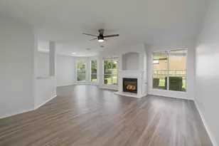 223 Briar Oak Dr, Murphy, TX 75094 - Photo 2