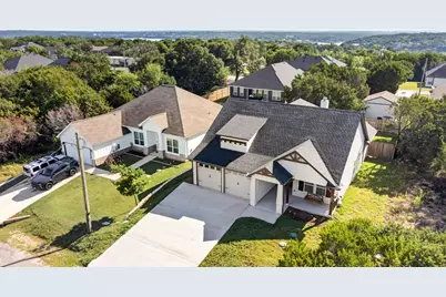 4825 Wichita Street, Granbury, TX 76048 - Photo 4