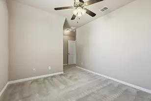 15324 Duck Creek Ct, Fort Worth, TX 76262 - Photo 20