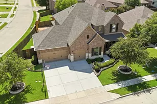 15324 Duck Creek Ct, Fort Worth, TX 76262 - Photo 32