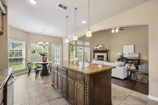 100 Spruce St, Red Oak, TX 75154 - Photo 2