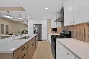 12135 Oberlin Dr, Dallas, TX 75243 - Photo 8