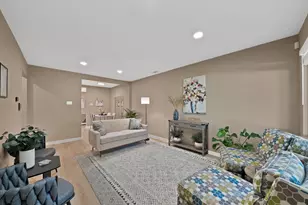 12135 Oberlin Dr, Dallas, TX 75243 - Photo 2