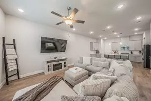 12933 Couture Dr, Farmers Branch, TX 75234 - Photo 4