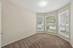 7464 Maroon Dr, Fort Worth, TX 76120 - Photo 10