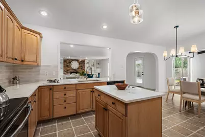 2518 Hightrail Drive, Carrollton, TX 75006 - Photo 6