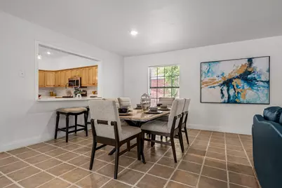 2518 Hightrail Drive, Carrollton, TX 75006 - Photo 10