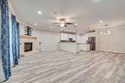 5420 Meandering Road, River Oaks, TX 76114 - Photo 10