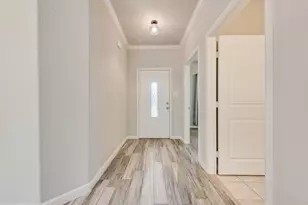 5420 Meandering Rd, River Oaks, TX 76114 - Photo 4