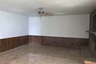 5260 Pruitt Dr, The Colony, TX 75056 - Photo 2