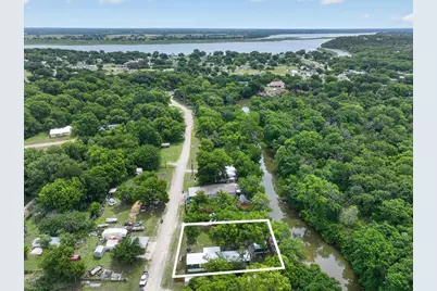 5469 Lake Granbury Trail, Granbury, TX 76048 - Photo 2