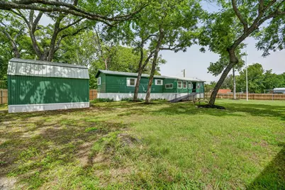 5469 Lake Granbury Trail, Granbury, TX 76048 - Photo 6