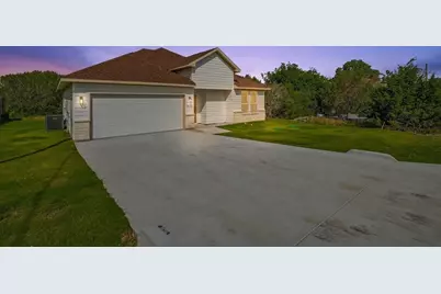 5506 Firewood Trail, Granbury, TX 76048 - Photo 2