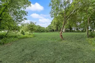 11167 Plainview Rd, Krum, TX 76249 - Photo 40
