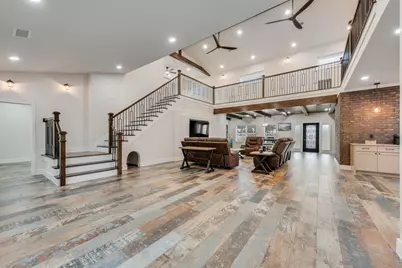 11167 Plainview Road, Krum, TX 76249 - Photo 14