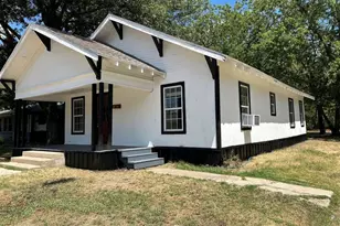 1508 Park St, Commerce, TX 75428 - Photo 1