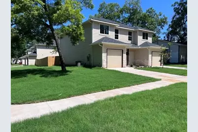 318 S Main Street #1, Bonham, TX 75418 - Photo 2