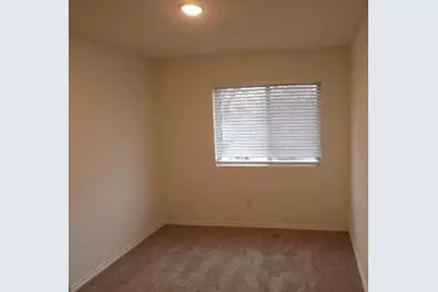318 S Main Street #1, Bonham, TX 75418 - Photo 8