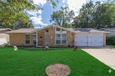 4924 Melinda Drive, Forest Hill, TX 76119 - Photo 2