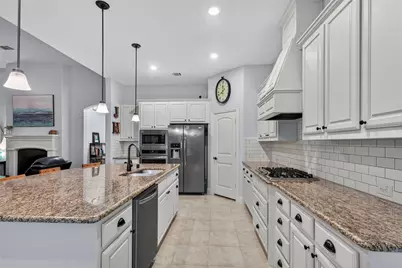 10909 Smithville Place, McKinney, TX 75071 - Photo 12