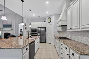 10909 Smithville Pl, McKinney, TX 75071 - Photo 12