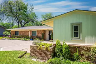 4912 Vega Ct W, Fort Worth, TX 76133 - Photo 2