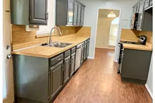 2833 Emberwood Dr, Garland, TX 75043 - Photo 4