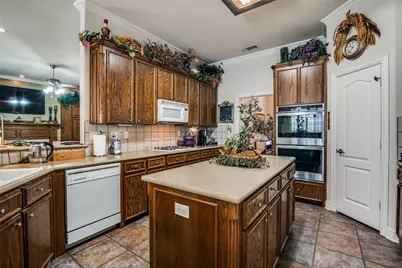 2305 Rosser Court, Rowlett, TX 75088 - Photo 12