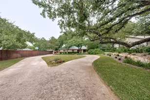 9004 Martin Dr, North Richland Hills, TX 76182 - Photo 1