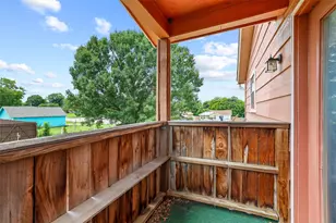 204 E Avenue D, Garland, TX 75040 - Photo 20