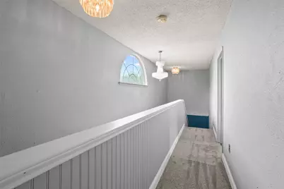 204 E Avenue D, Garland, TX 75040 - Photo 14