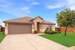 1929 Berrywood Dr, Royse City, TX 75189 - Photo 2