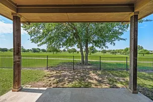 2516 Sabine Cir, Royse City, TX 75189 - Photo 2