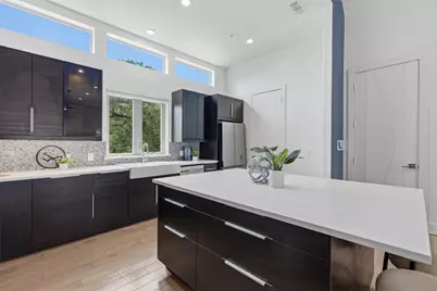 1815 Browder Street #E, Dallas, TX 75215 - Photo 14
