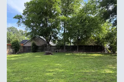 110 Yorke Street, Mt Pleasant, TX 75455 - Photo 8