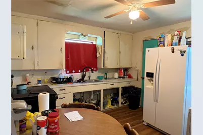 110 Yorke Street, Mt Pleasant, TX 75455 - Photo 16