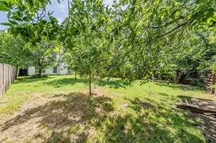 4503 Mexicana Rd, Dallas, TX 75212 - Photo 32