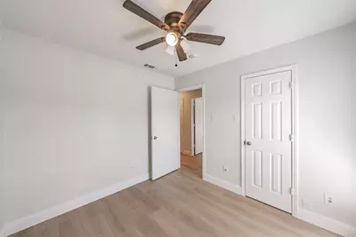 4503 Mexicana Road, Dallas, TX 75212 - Photo 22