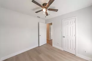 4503 Mexicana Rd, Dallas, TX 75212 - Photo 22