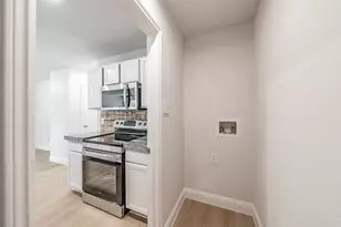 4503 Mexicana Rd, Dallas, TX 75212 - Photo 6