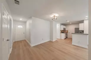 4503 Mexicana Rd, Dallas, TX 75212 - Photo 10