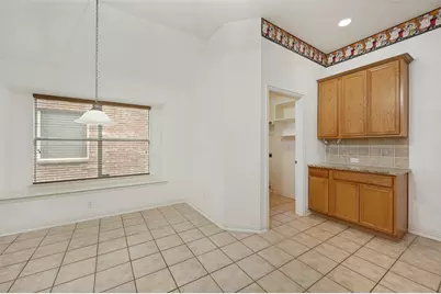 7806 Quiet Waters Drive, Arlington, TX 76016 - Photo 14