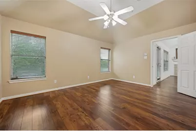 7806 Quiet Waters Drive, Arlington, TX 76016 - Photo 18