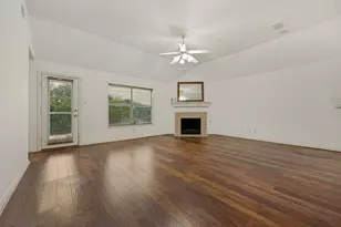 7806 Quiet Waters Dr, Arlington, TX 76016 - Photo 8