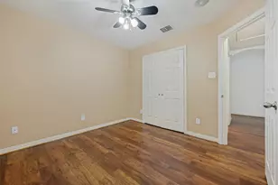 7806 Quiet Waters Dr, Arlington, TX 76016 - Photo 16