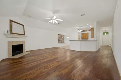 7806 Quiet Waters Drive, Arlington, TX 76016 - Photo 10