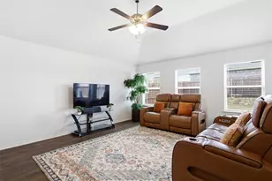 1016 Eastland Ln, Aubrey, TX 76227 - Photo 6