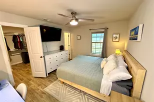 124 Oakwood St, Chico, TX 76431 - Photo 12