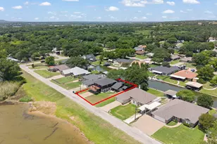 3708 Coral Sands Ct, Granbury, TX 76049 - Photo 2